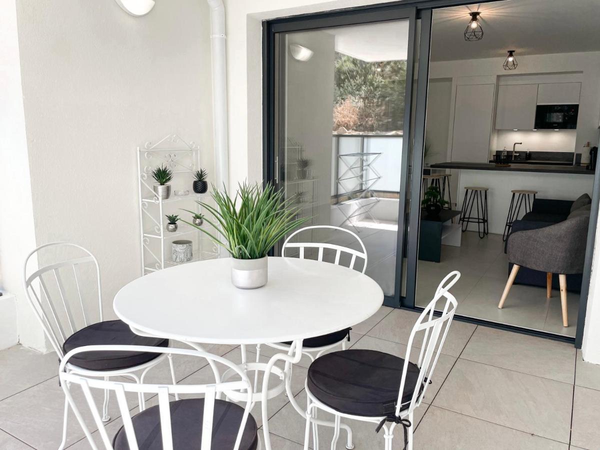 T2 Neuf Terrasse Pres Des Plages Saint-Cyr-sur-Mer Kültér fotó