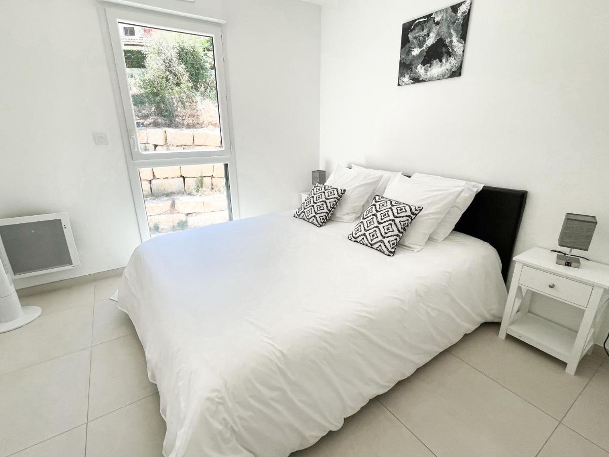 T2 Neuf Terrasse Pres Des Plages Saint-Cyr-sur-Mer Kültér fotó